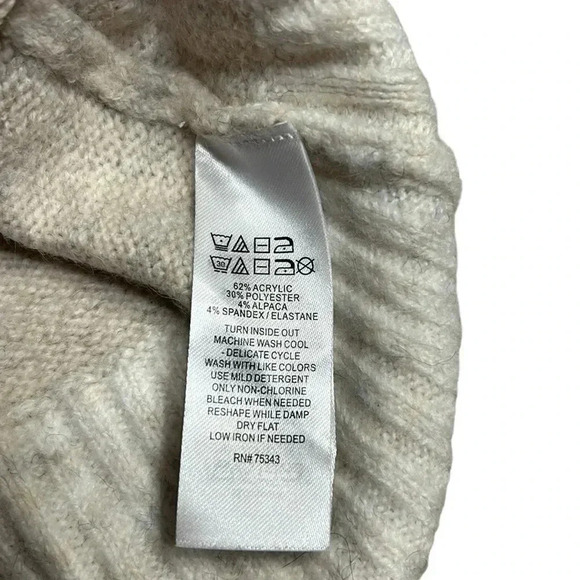 YES/Lola cardigan,woman XS. ALPACA blend,neutral ,cropped,career ,Lagenlook - Picture 13 of 16